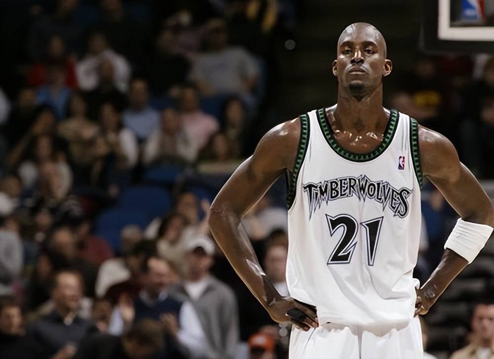 媒体人：戴琳对母亲经常辱骂，母亲借钱&打工帮戴琳还债（媒体人称戴琳常对母亲出言辱骂，母亲为替其还债四处借钱打工）