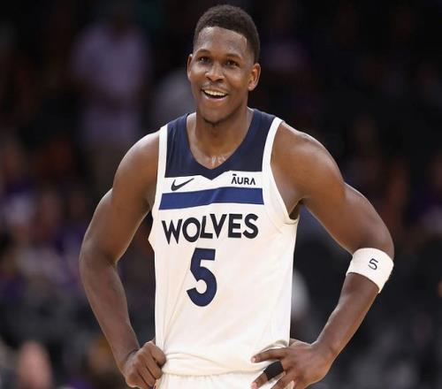 国脚连续助攻率高（国脚连续助攻效率突出）