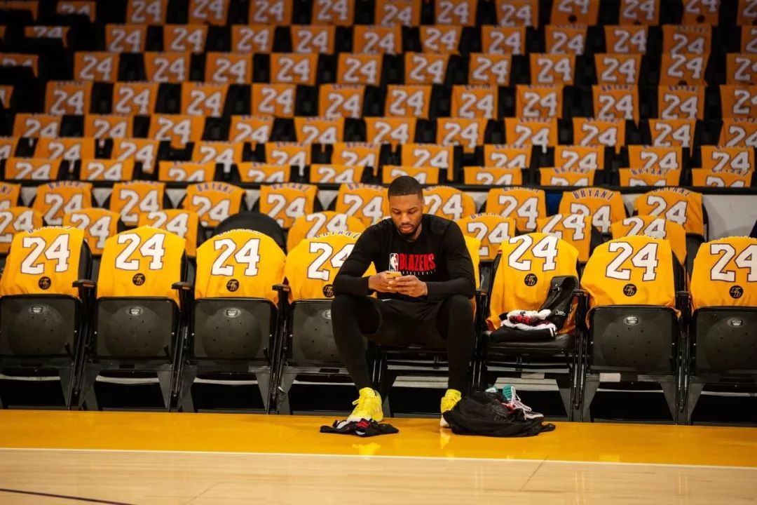 1-1，英超第8遭英超第19逼平，第83分钟遭绝平，曼联无缘升至第5（1-1，英超第8被第19逼平，83分钟被追平，曼联错过升至第5）