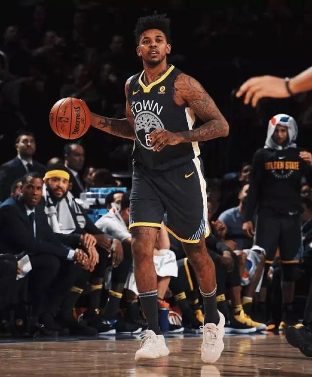 墨尔本胜利后卫：澳大利亚给了我需要的稳定，这里是我的家（墨尔本胜利后卫：在澳洲找到了我渴求的稳定，这里已是我家）