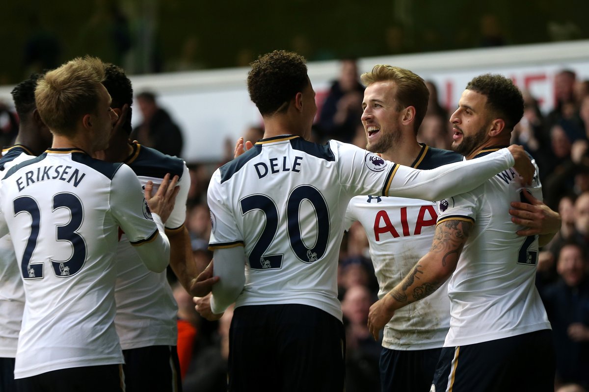 多方消息：萨利巴没有被拍到随队前往维拉公园球场（多家消息源：未见萨利巴随队赴维拉公园球场）