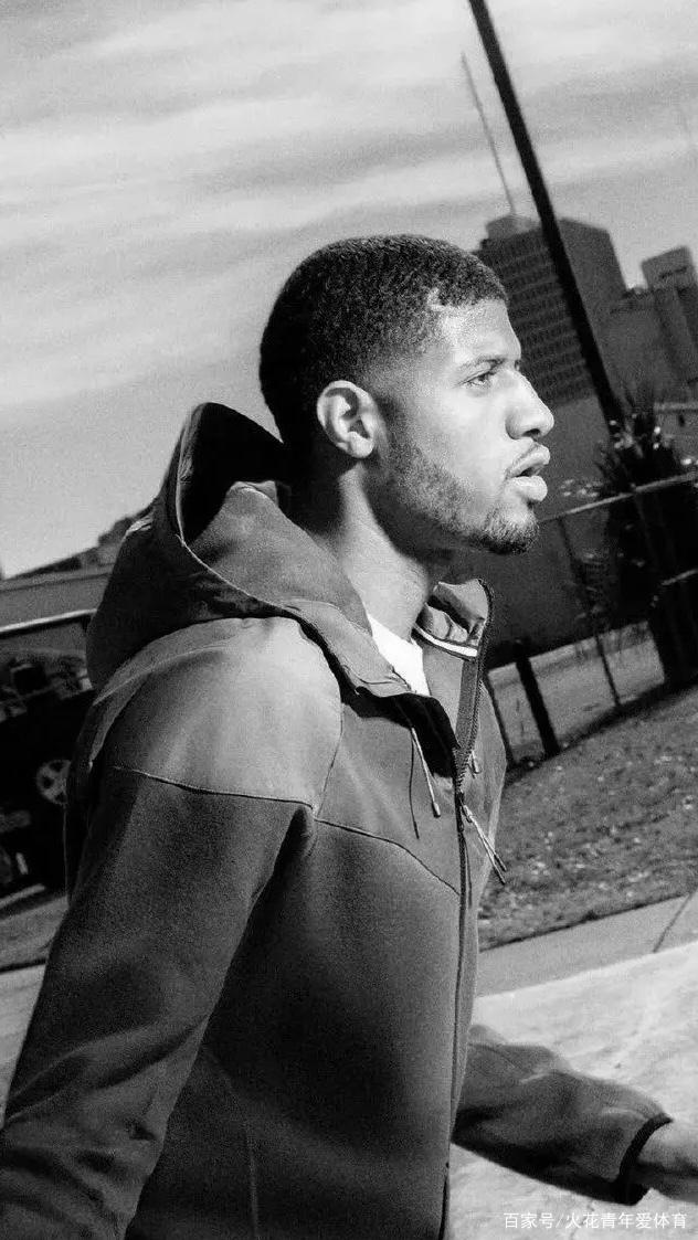 索帅：安切洛蒂曾调侃执教曼联压力太大，这种压力也是种荣幸（索帅：安切洛蒂曾打趣曼联帅位压力巨大，能扛这份压力也是种荣耀）