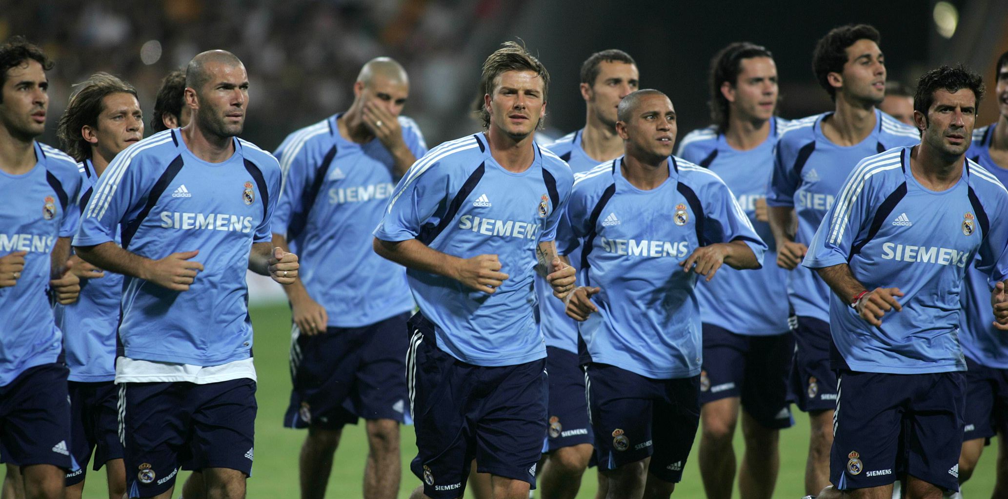 周琦内线统治力大爆发（周琦篮下称霸火力全开）