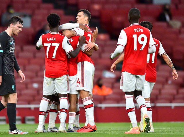 米体：齐沃将全队关在更衣室训话了数分钟，并批评了所有球员（米体：齐沃在更衣室对全队训话数分钟，严厉批评全体球员）