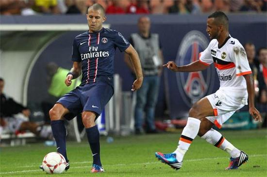 塞韦里奥：我对妈报喜说要去踢顶级联赛，但坏消息是在乌克兰（塞韦里奥：告诉母亲将踢顶级联赛，遗憾的是在乌克兰）