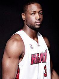 确认了！右膝骨挫伤！NBA最惨强队诞生（尘埃落定：右膝骨挫伤！NBA最倒霉豪强出炉）