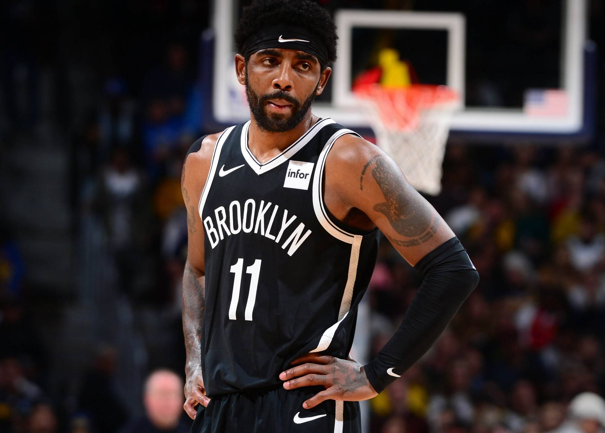 曼联主帅阿莫林迎战伯恩茅斯：老特拉福德能否再现荣耀？（阿莫林率曼联迎战伯恩茅斯：老特拉福德还能重燃辉煌吗？）