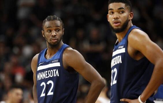 SGA：我喜欢和狄龙对位，无论你愿不愿意，你都得和他拼（SGA：我享受与狄龙交手，不管愿不愿意都得硬刚）