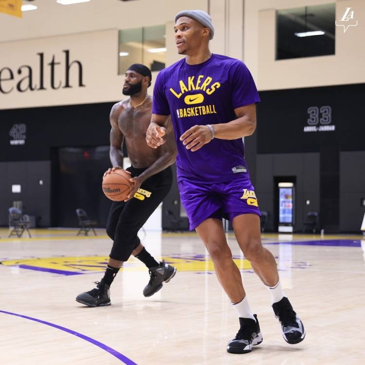 克里斯·邓恩的关键传球（克里斯·邓恩关键一传）