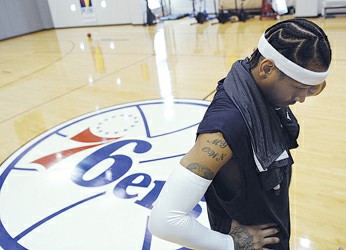 詹姆斯生涯常规赛1015胜升至NBA历史第二，仅次于贾巴尔（詹姆斯常规赛生涯胜场达1015场，升至NBA历史第二，仅次贾巴尔）