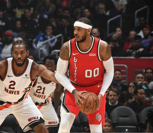 五大联赛仍有三支球队联赛不胜：狼队、维罗纳、佛罗伦萨（五大联赛仅剩三队未尝胜绩：狼队、维罗纳、佛罗伦萨）