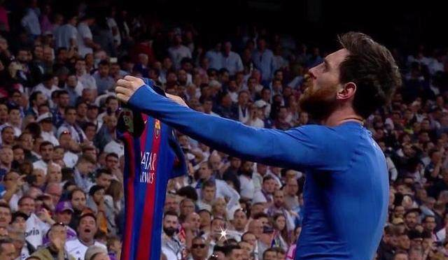 当火箭将对手得分限制在110分以下时，球队12战全胜（火箭将对手得分压到110分以下时，球队战绩为12胜0负）