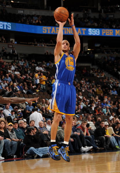 亚冠生死战！布里兰魔鬼主场锁出线，江原FC客场死磕求生机（亚冠决战夜：布里兰主场冲击出线，江原FC客场背水一战）